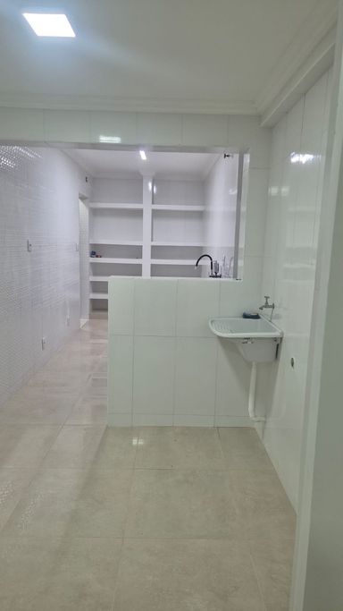 Area de serviço integrada com a cozinha