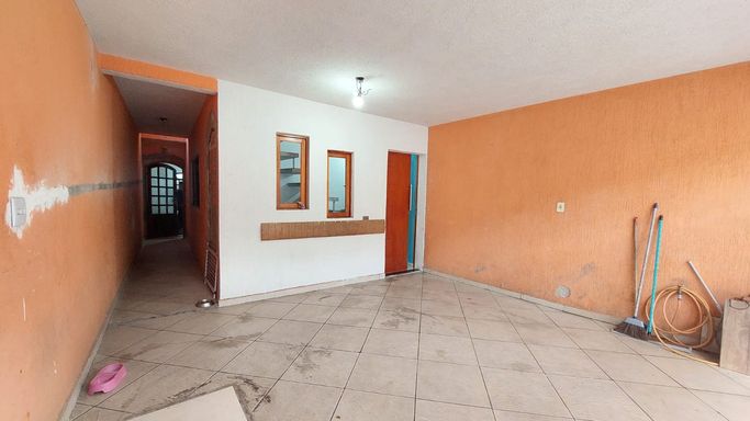 Garagem para 2 carros grandes.