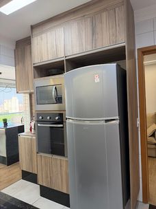 Cozinha com eletrodomésticos