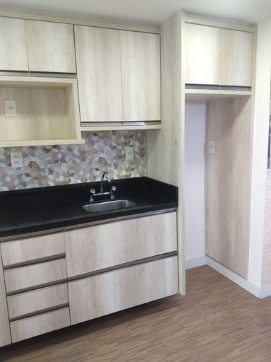 Cozinha com armários