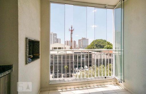 Churrasqueira na Sacada