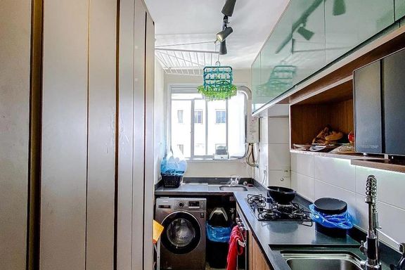 Área de serviço integrada com a cozinha