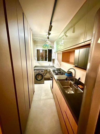 Cozinha com armários