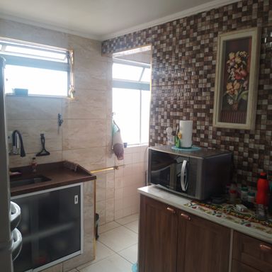 Cozinha com revestimento moderno