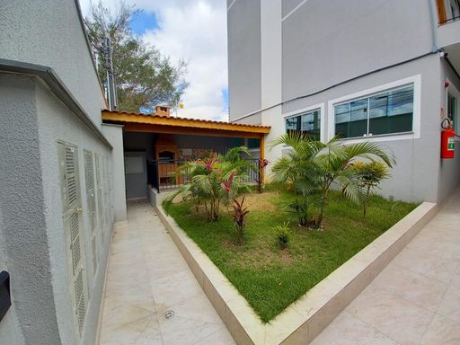 Entrada o condomínio.