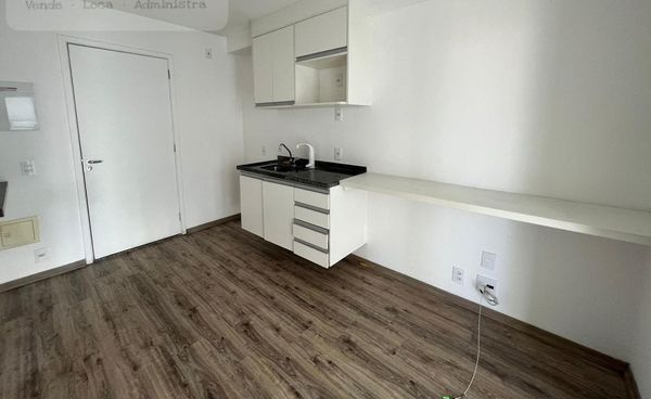 Cozinha com gabinete