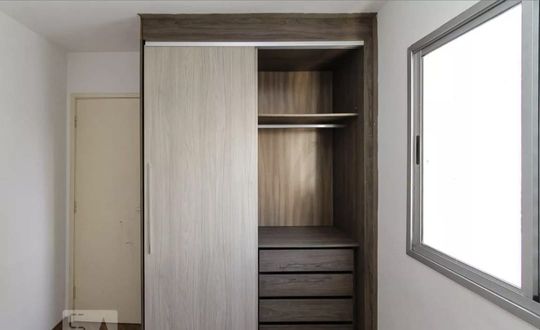 Quarto 1 com armário Planejado