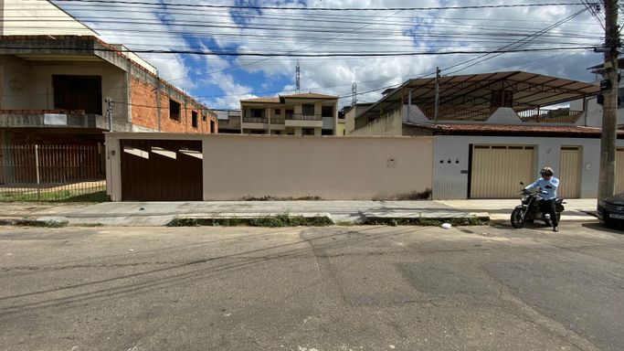 CASA COMERCIAL