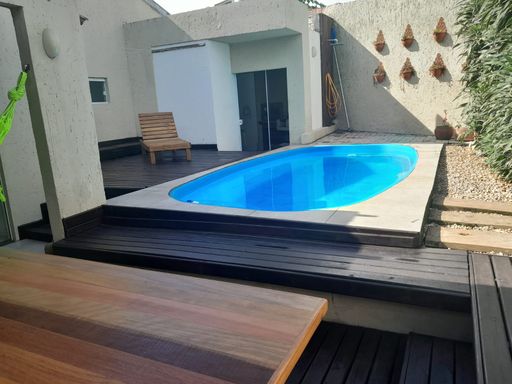 deck com piscina 1