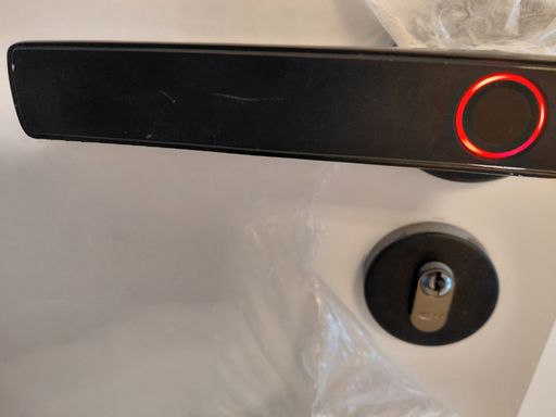 Fechadura eletrônica