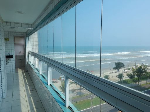 sacada com vista para o mar