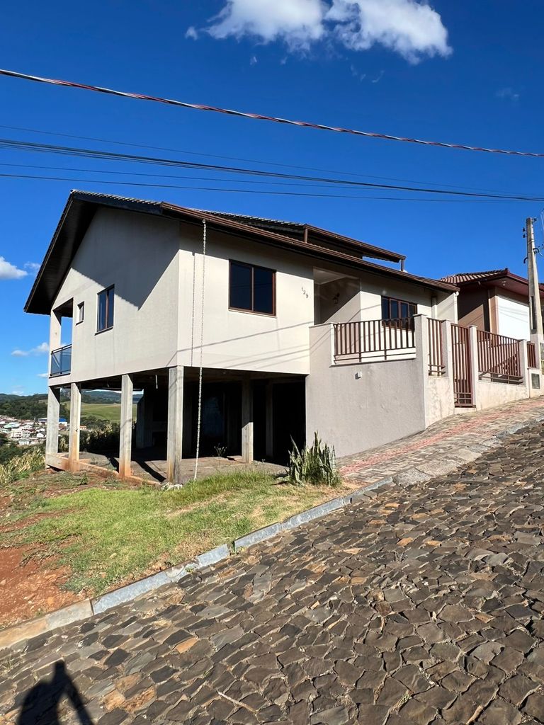 Imagem do imóvel Casa para vender no bairro Bairro Sao Jose, Pinheiro Preto - Santa Catarina