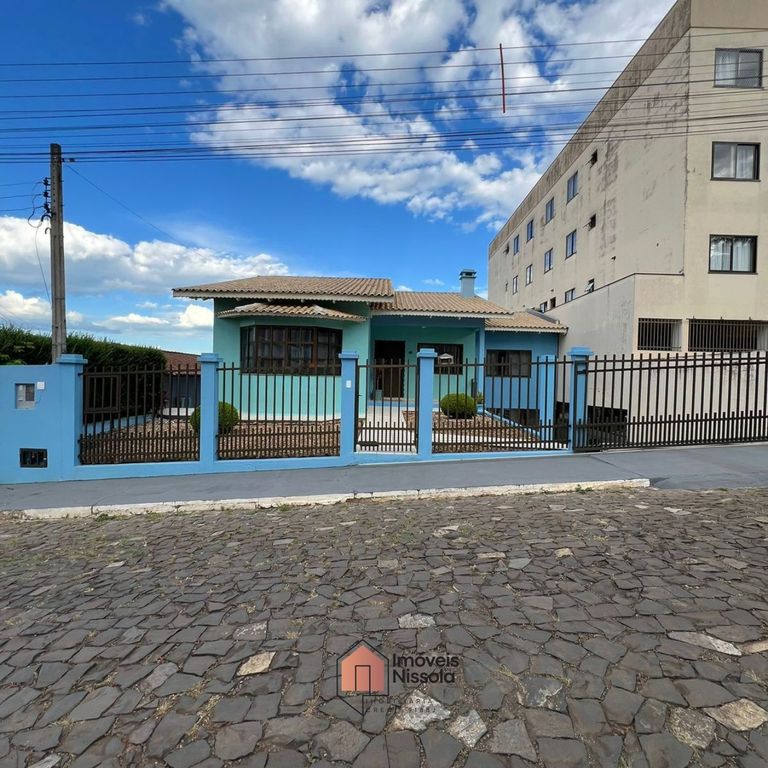 Imagem do imóvel Casa para vender no bairro Universitário, Videira - Santa Catarina
