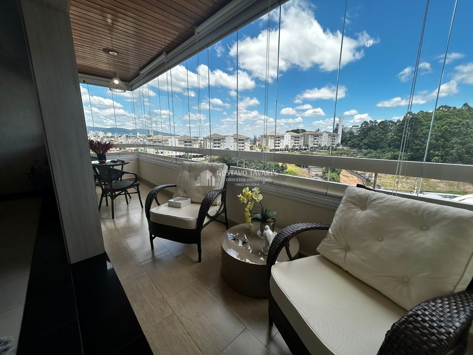 Apartamento, 3 quartos, 180 m² - Foto 1