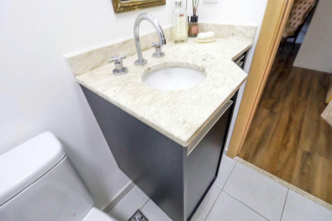Apartamento à venda com 2 quartos, 54m² - Foto 21