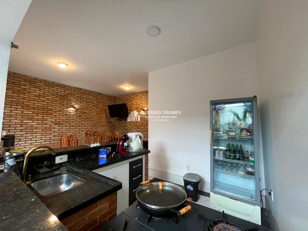 Casa, 4 quartos, 250 m² - Foto 8