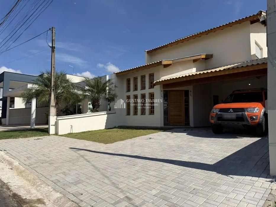 Casa, 4 quartos, 310 m² - Foto 1