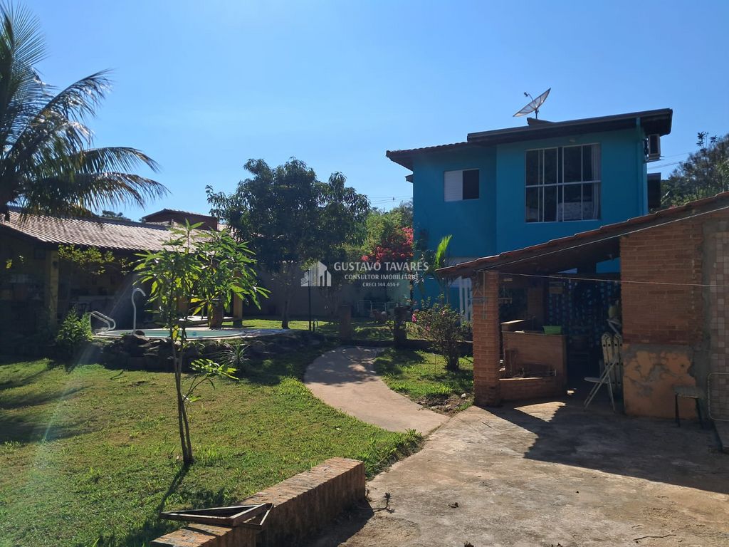 Casa, 6 quartos, 331 m² - Foto 1