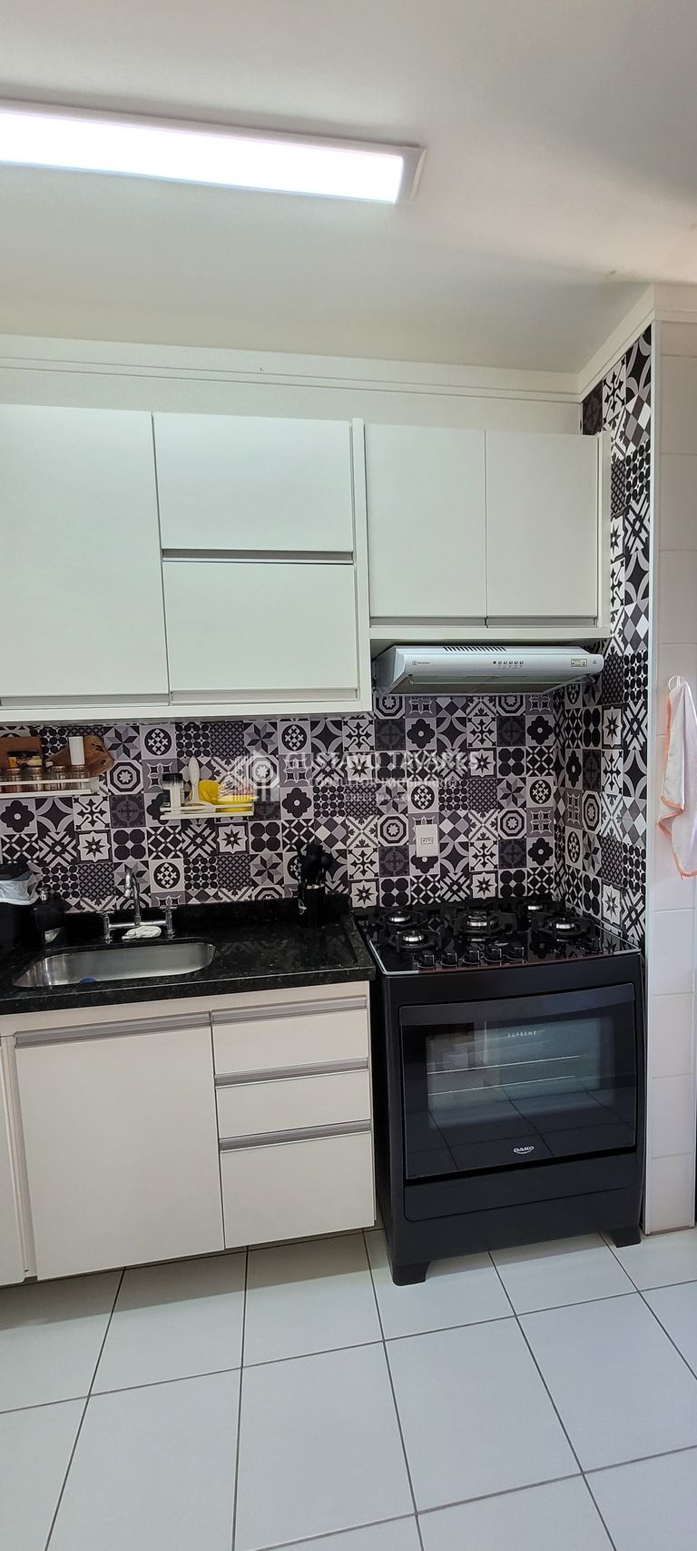 Apartamento à venda com 2 quartos, 61m² - Foto 31