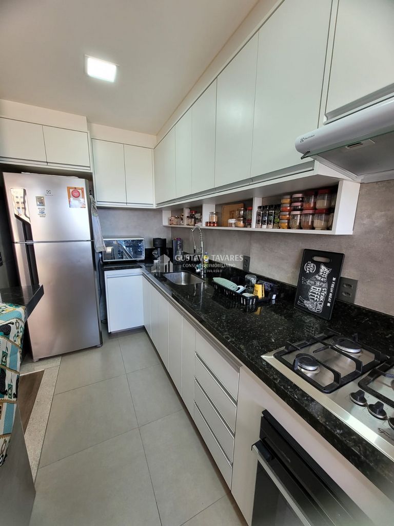 Apartamento à venda com 3 quartos, 77m² - Foto 1