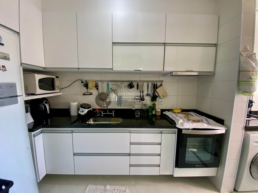 Apartamento à venda com 2 quartos, 60m² - Foto 4