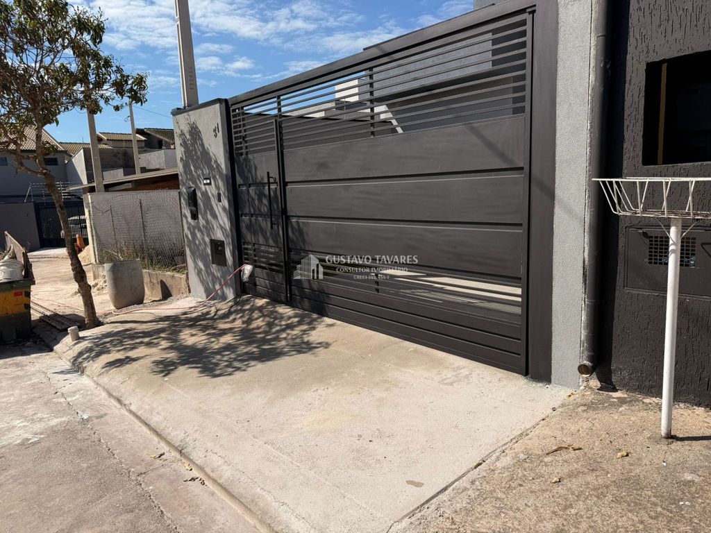 Casa à venda com 3 quartos, 83m² - Foto 4