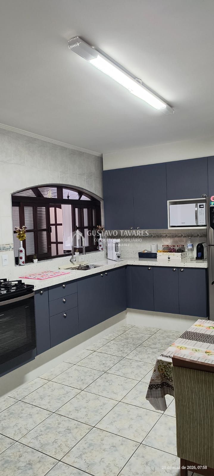 Casa, 3 quartos, 194 m² - Foto 1