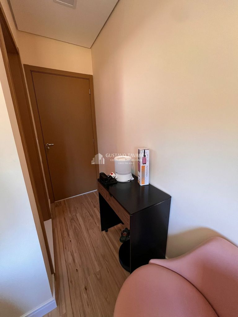 Apartamento à venda com 2 quartos, 61m² - Foto 2