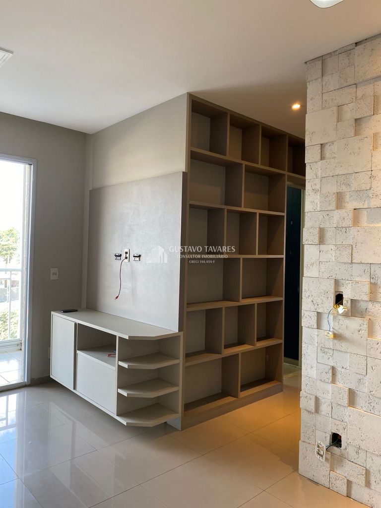 Apartamento à venda com 3 quartos, 66m² - Foto 2