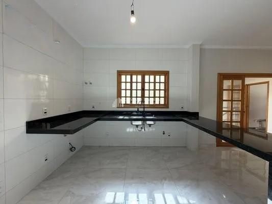Casa, 4 quartos, 310 m² - Foto 8