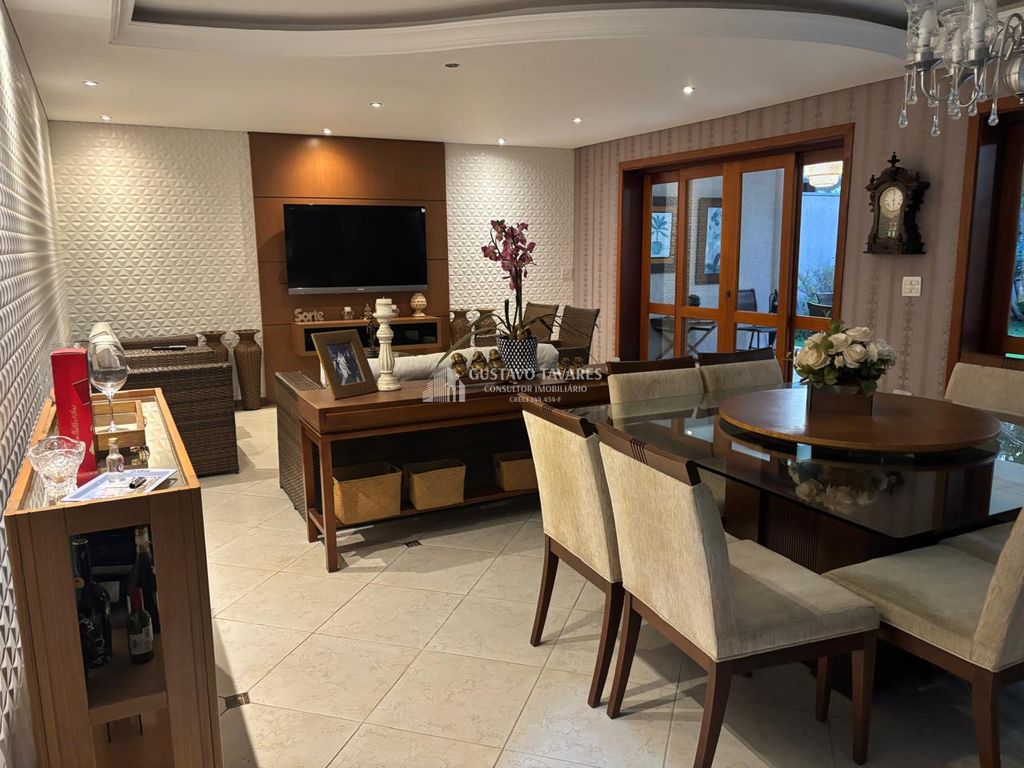 Casa, 4 quartos, 350 m² - Foto 1