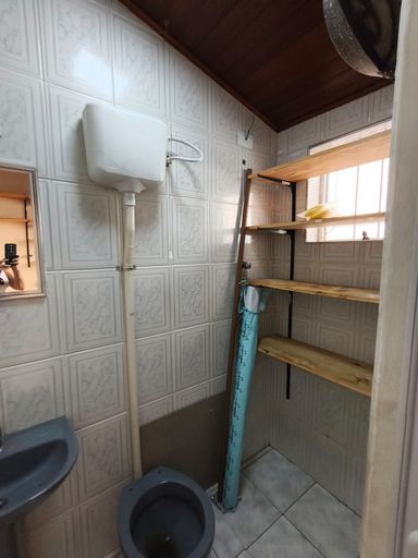 Banheiro de serviço