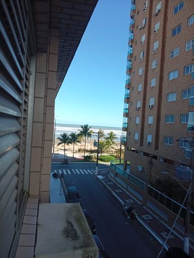 Vista lateral para o mar