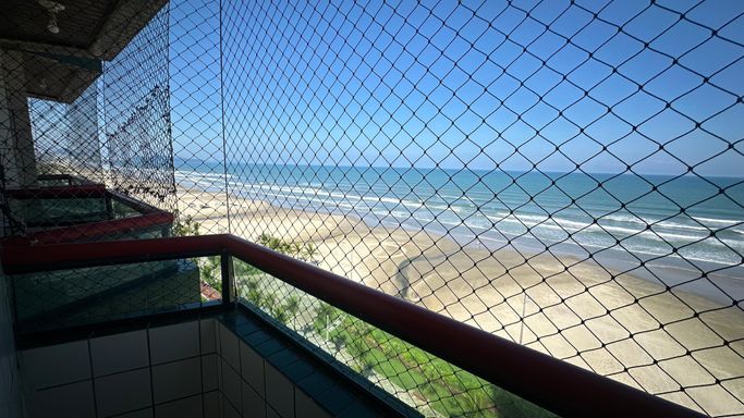 sacada com vista para o mar