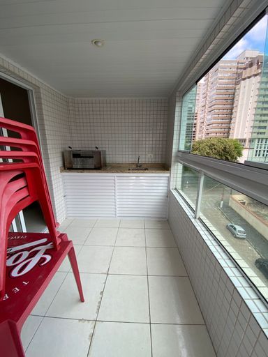 Sacada gourmet envidraçada.