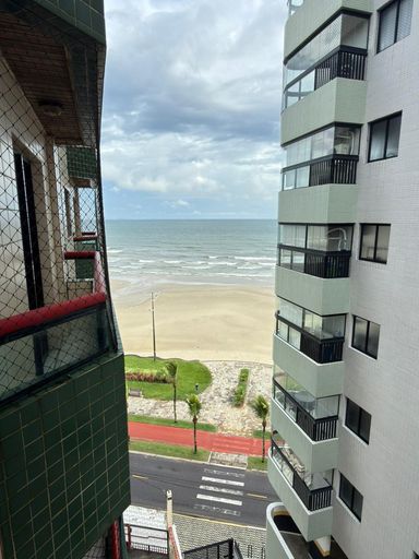 Vista para o mar da sacada