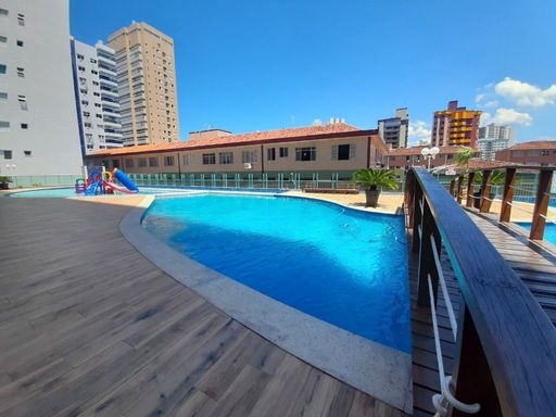 Piscina adulta e infantil