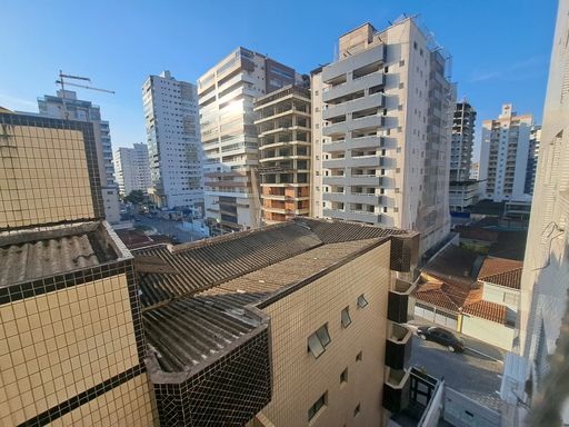 Vista livre da sacada.