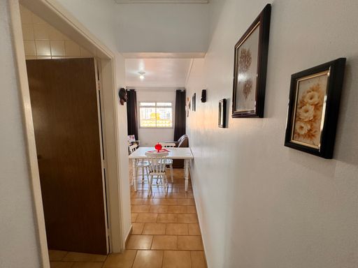 Entrada do apartamento.