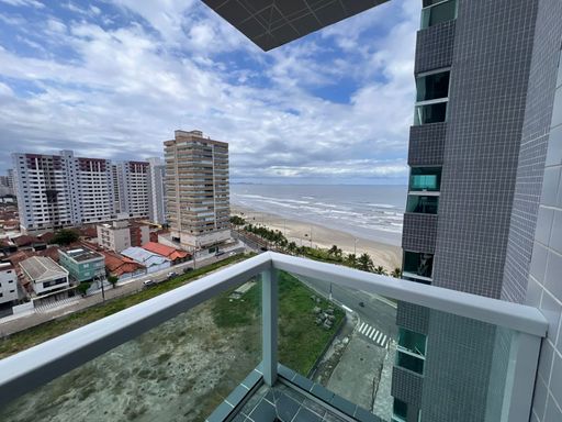 Vista para o mar da sacada gourmet.