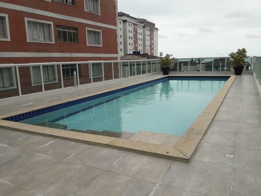 Piscina.