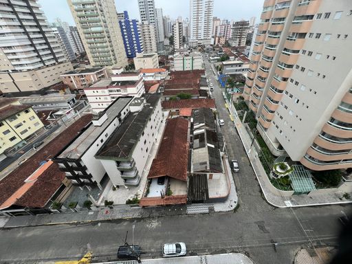 Vista livre da sacada.