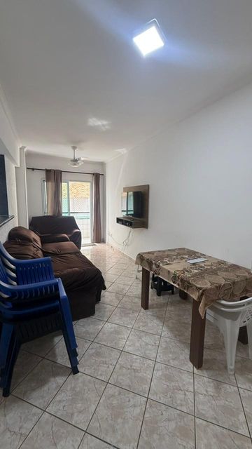 sala bem iluminada