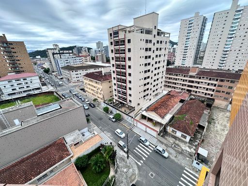 Vista livre da sacada.