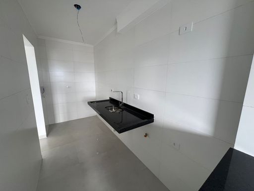 Cozinha espaçosa.