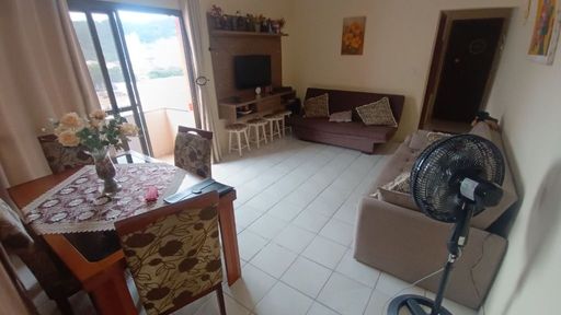 Sala bem iluminada