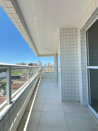 Sacada gourmet com vista para o mar.