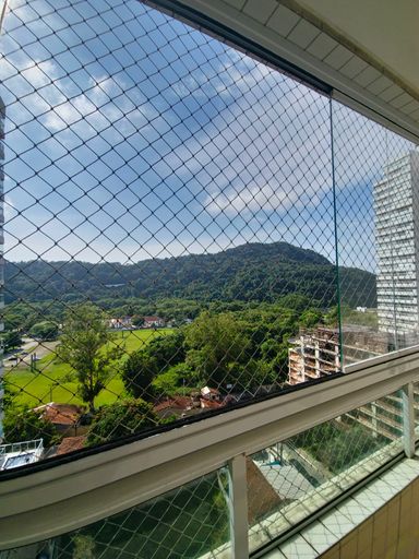 Vista livre da sacada gourmet.