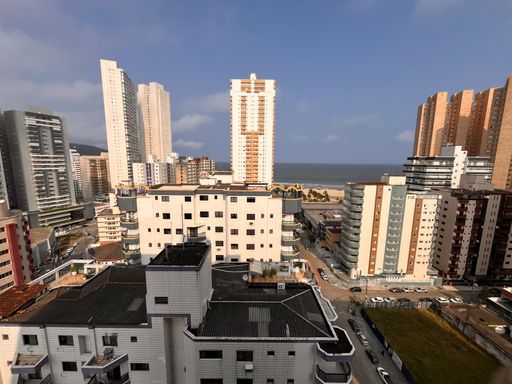 Vista para o mar da sacada gourmet.