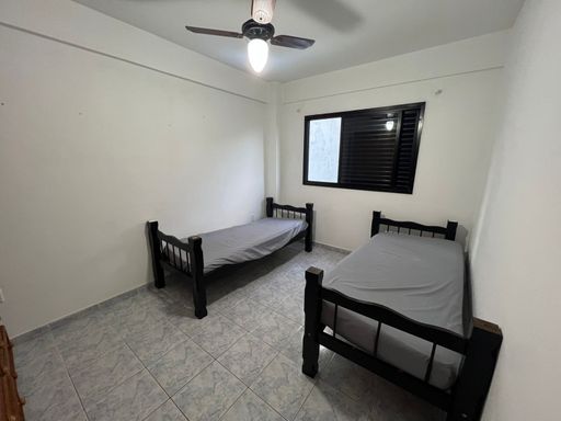 Primeiro dormitório.